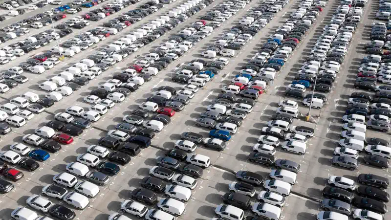 Startseite 7 Parkplatzbewachung